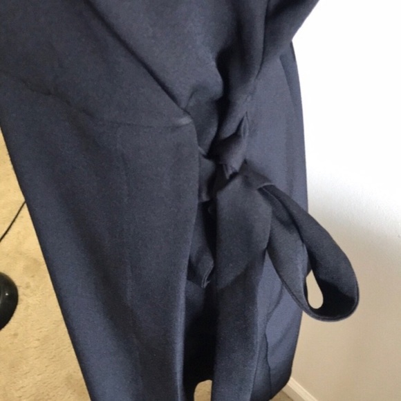 City Chic black wrap tie dress - Picture 4 of 5